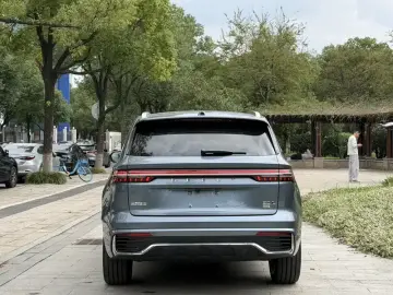 2026 Geely Monjaro с пробегом 3 000 км