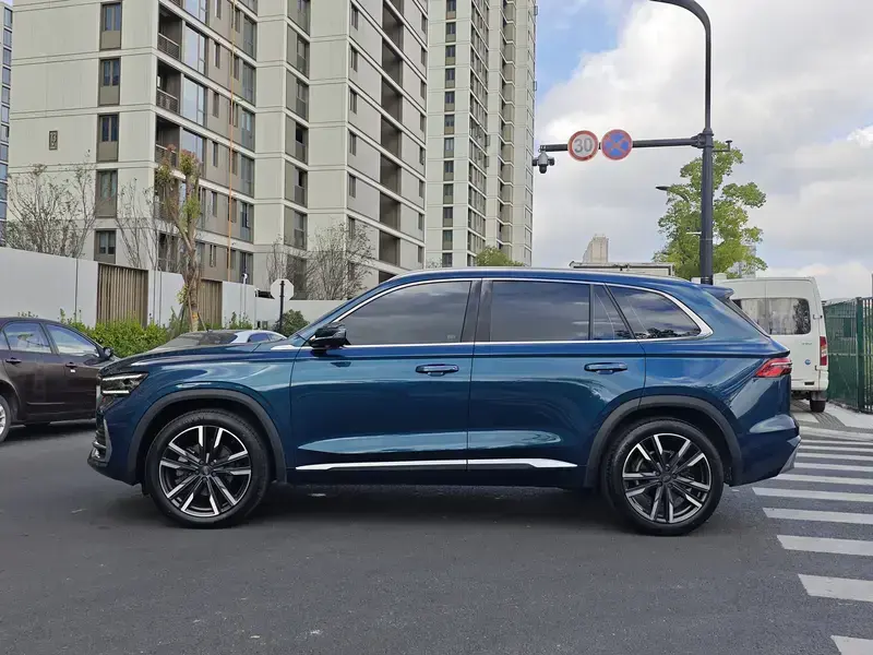 2021 Geely Monjaro с пробегом 42 000 км