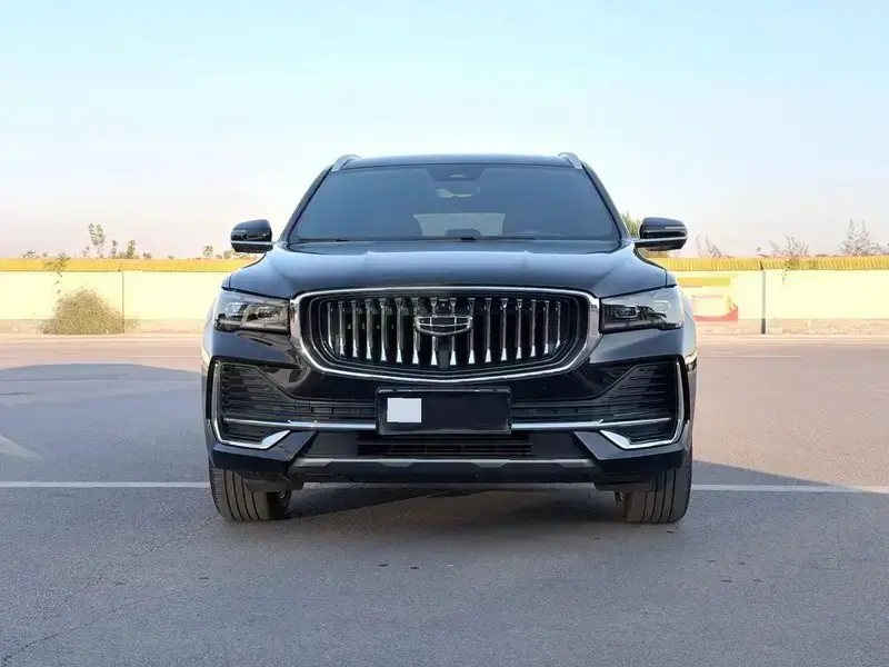 2024 Geely Monjaro с пробегом 35 000 км