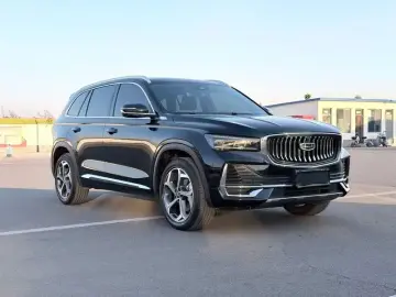 2024 Geely Monjaro с пробегом 35 000 км
