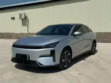 2025 Geely Galaxy L6 с пробегом 13 000 км