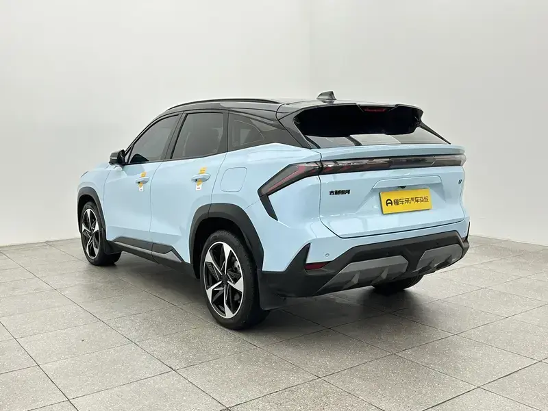 2023 Geely Galaxy L7 с пробегом 53 200 км