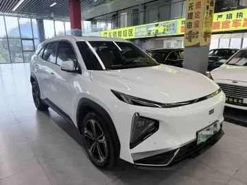 2025 Geely Galaxy L7 с пробегом 22 000 км