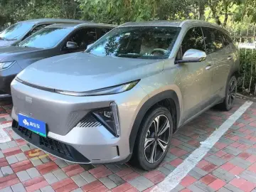 Geely Galaxy L7