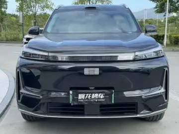 2025 Geely Galaxy M9 с пробегом 26 000 км