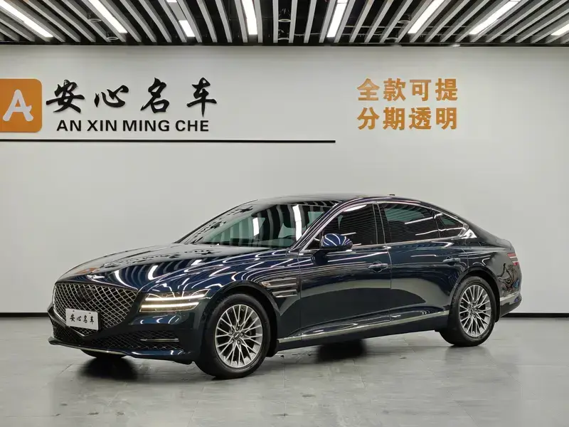 2023 Genesis G80 с пробегом 12 000 км