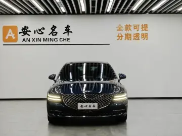 2023 Genesis G80 с пробегом 12 000 км