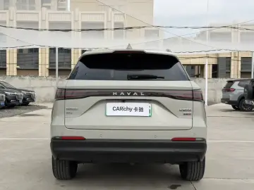 2025 Haval Xiaolong Max с пробегом 26 000 км