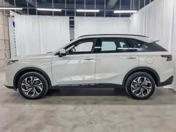 2025 Haval Xiaolong Max с пробегом 12 000 км