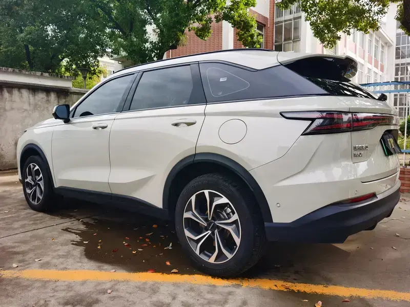 2025 Haval Xiaolong Max с пробегом 12 000 км