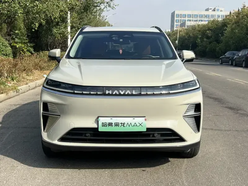 2025 Haval Xiaolong Max с пробегом 42 000 км