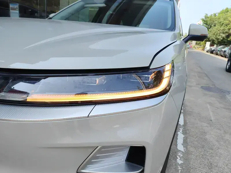 2025 Haval Xiaolong Max с пробегом 11 000 км