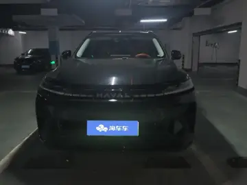 2025 Haval Xiaolong Max с пробегом 16 000 км