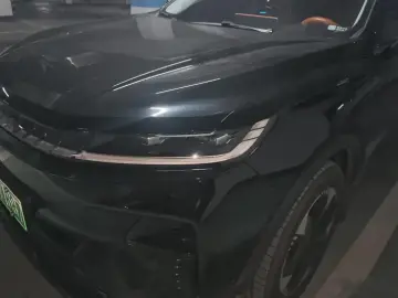 2025 Haval Xiaolong Max с пробегом 16 000 км