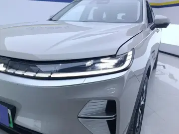 2025 Haval Xiaolong Max с пробегом 12 000 км