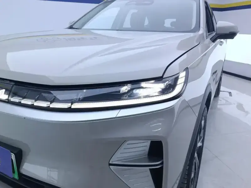 2025 Haval Xiaolong Max с пробегом 12 000 км