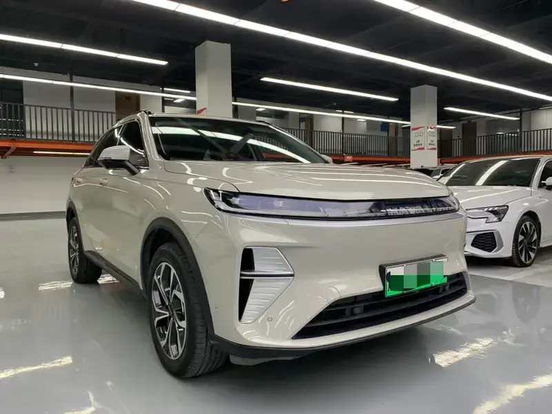 2025 Haval Xiaolong Max с пробегом 12 000 км