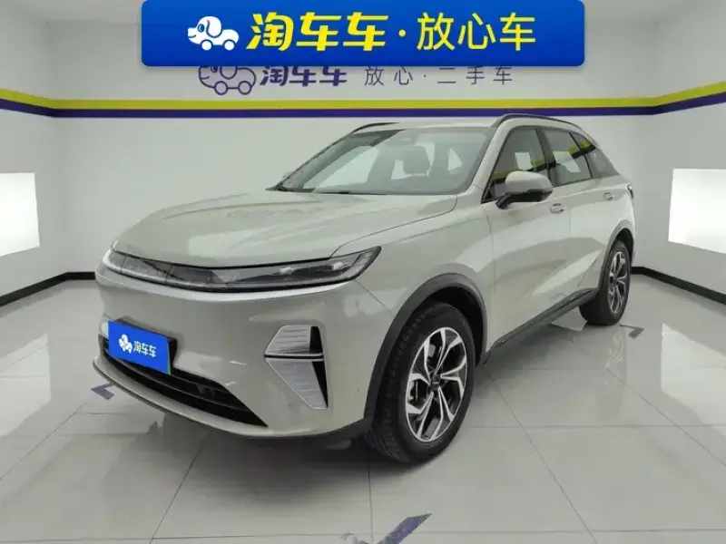 2025 Haval Xiaolong Max с пробегом 14 000 км