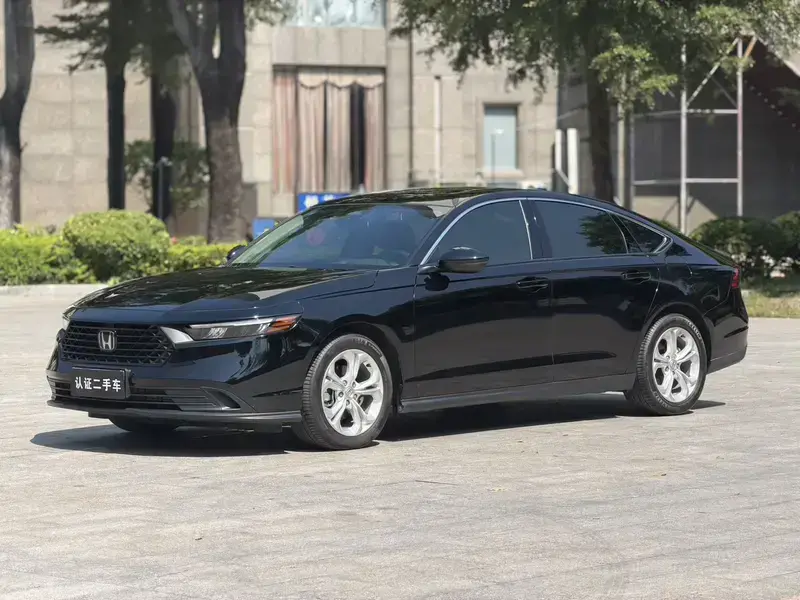 2023 Honda Accord с пробегом 17 800 км