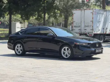 2023 Honda Accord с пробегом 17 800 км