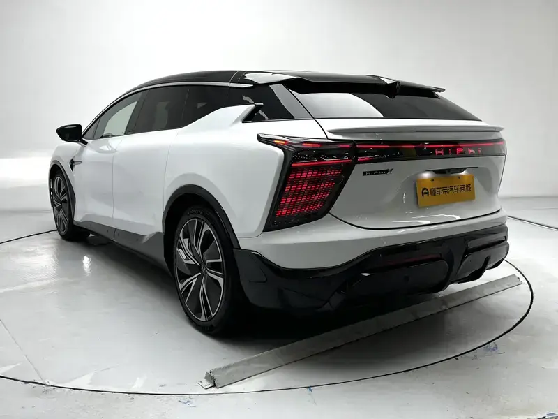 2022 HiPhi X с пробегом 26 200 км