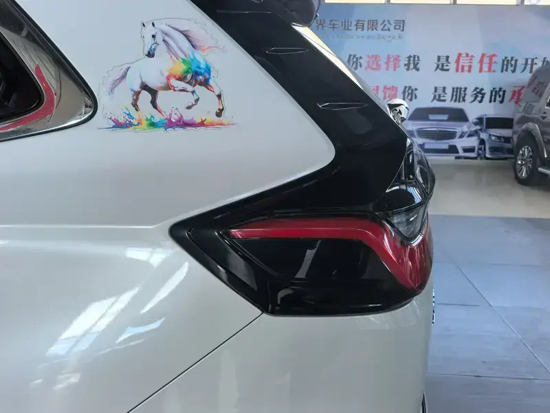 2025 Honda Breeze с пробегом 27 200 км