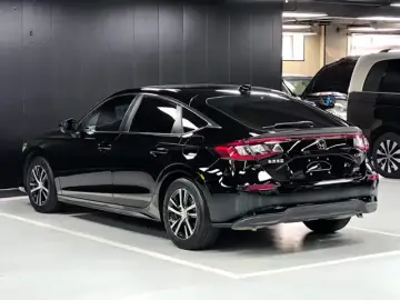 2023 Honda Civic с пробегом 32 000 км