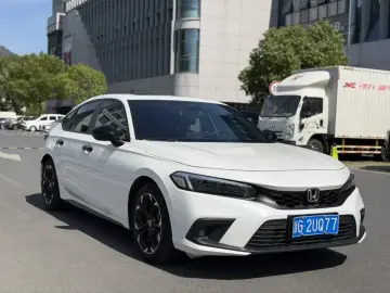 2023 Honda Civic с пробегом 20 000 км