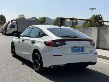2023 Honda Civic с пробегом 20 000 км