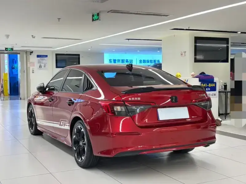 2022 Honda Civic с пробегом 57 000 км