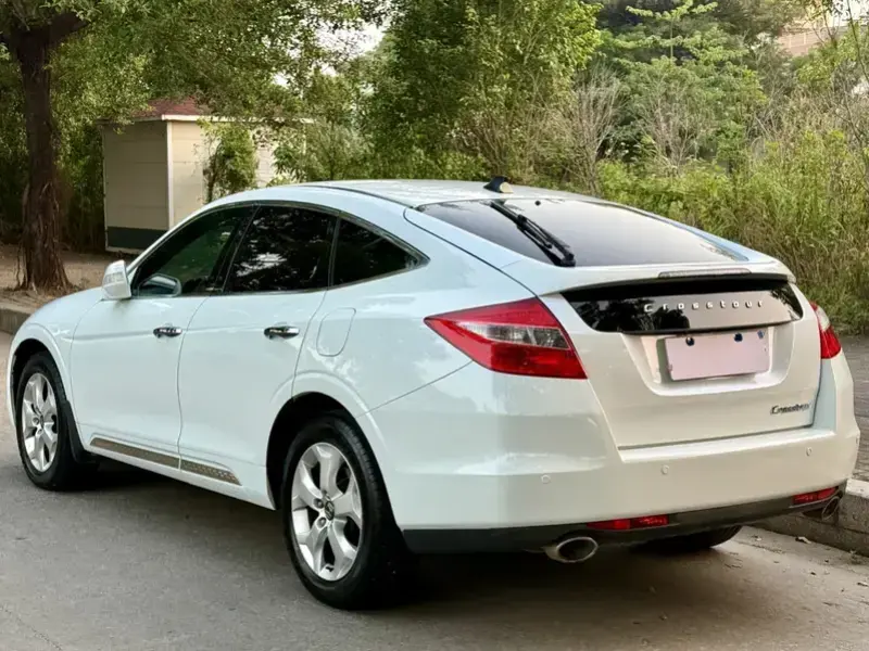 2012 Honda Crosstour с пробегом 140 000 км