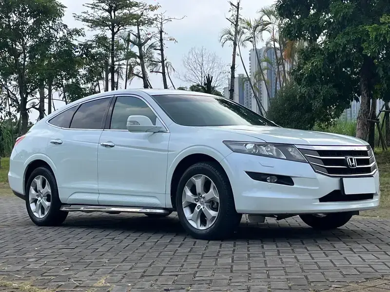 2014 Honda Crosstour с пробегом 170 000 км