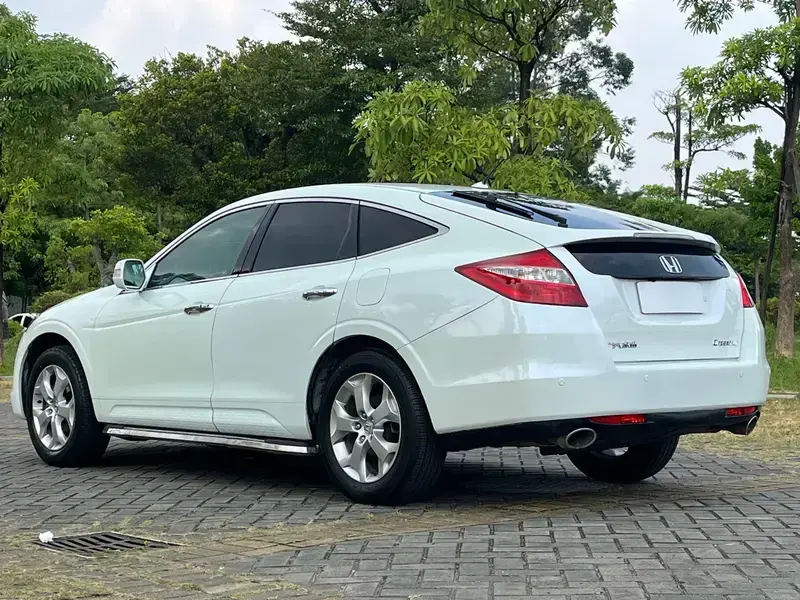 2014 Honda Crosstour с пробегом 170 000 км