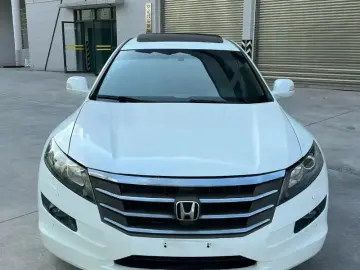 2012 Honda Crosstour с пробегом 166 000 км