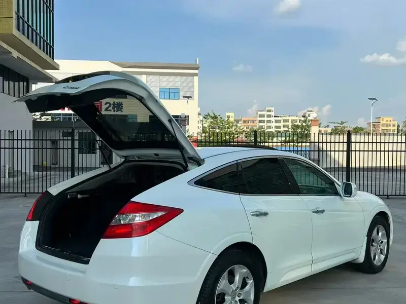2012 Honda Crosstour с пробегом 166 000 км