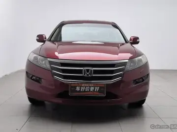 2012 Honda Crosstour с пробегом 137 300 км