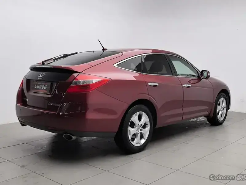 2012 Honda Crosstour с пробегом 137 300 км