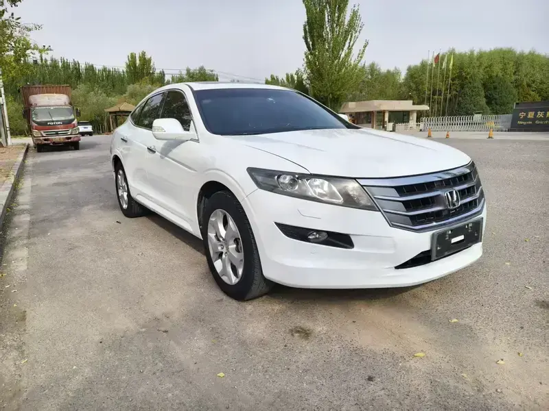 2012 Honda Crosstour с пробегом 180 000 км