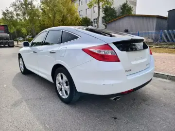 2012 Honda Crosstour с пробегом 180 000 км