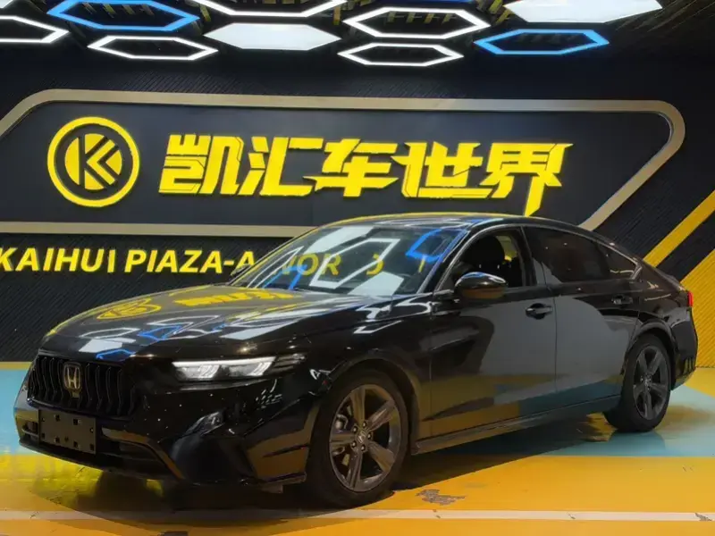 2024 Honda Inspire с пробегом 62 000 км