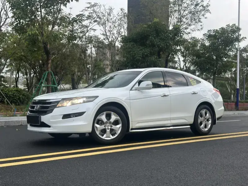 2012 Honda Crosstour с пробегом 182 000 км