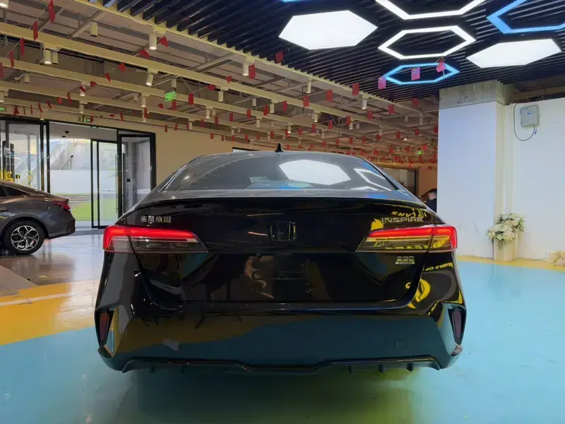 2024 Honda Inspire с пробегом 62 000 км
