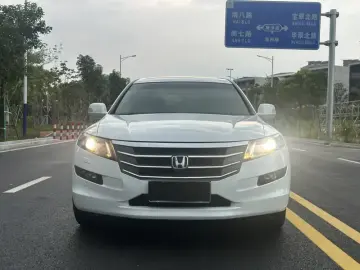 2012 Honda Crosstour с пробегом 182 000 км