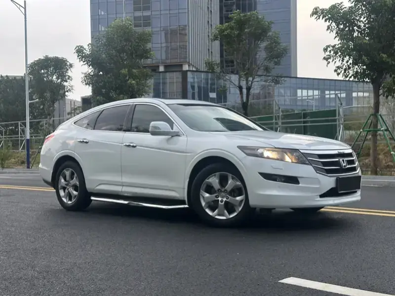 2012 Honda Crosstour с пробегом 182 000 км