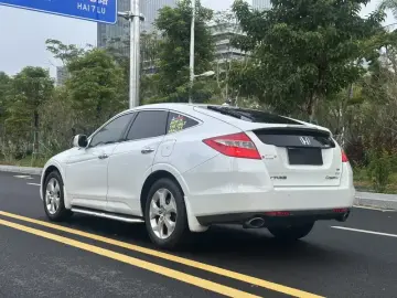 2012 Honda Crosstour с пробегом 182 000 км