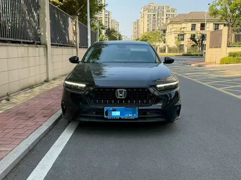2023 Honda Inspire с пробегом 36 000 км