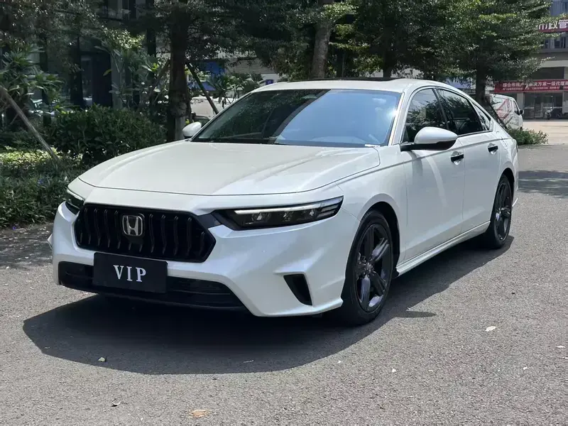 2024 Honda Inspire с пробегом 20 000 км