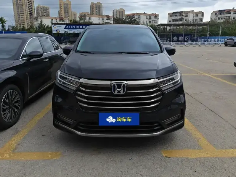 2024 Honda Odyssey с пробегом 21 000 км