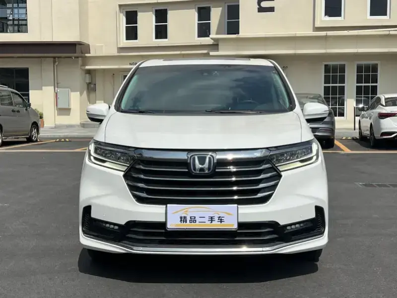 2022 Honda Odyssey с пробегом 42 000 км