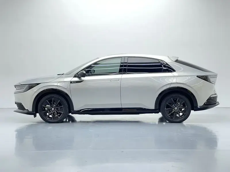 2024 Honda e:NP2 с пробегом 33 800 км